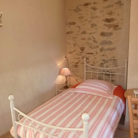 Le Moulin De Drapras Bed and Breakfast