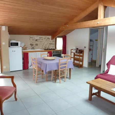 Le Moulin De Drapras 3*