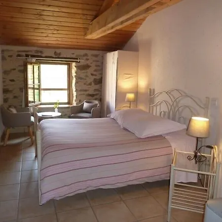 Le Moulin De Drapras Panzió 3*
