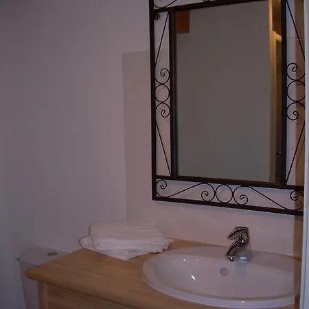 Moulin De Drapras Couette-café 3*