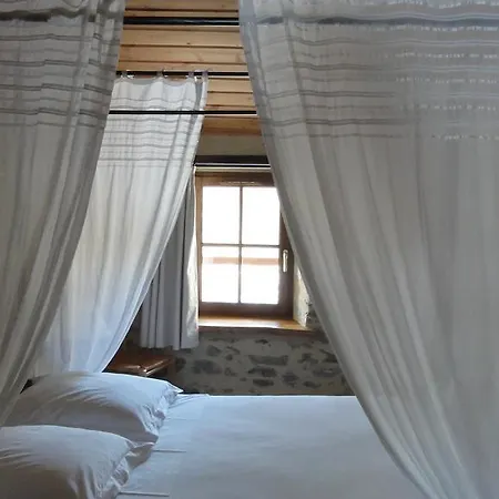 Le Moulin De Drapras 3*