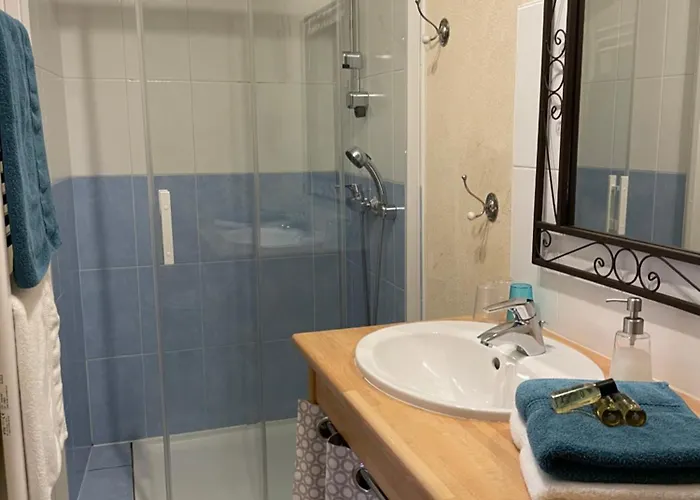 Le Moulin De Drapras Nocleg ze śniadaniem 3*