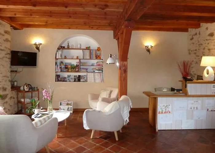 Le Moulin De Drapras Bed & Breakfast 3*